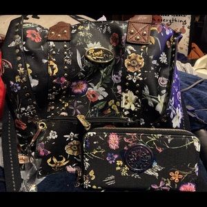 Purse brand is Dasein